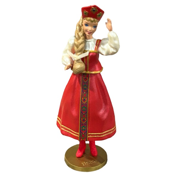 Hallmark Keepsake Christmas Ornament Russian Barbie 1999 - Picture 2 of 6